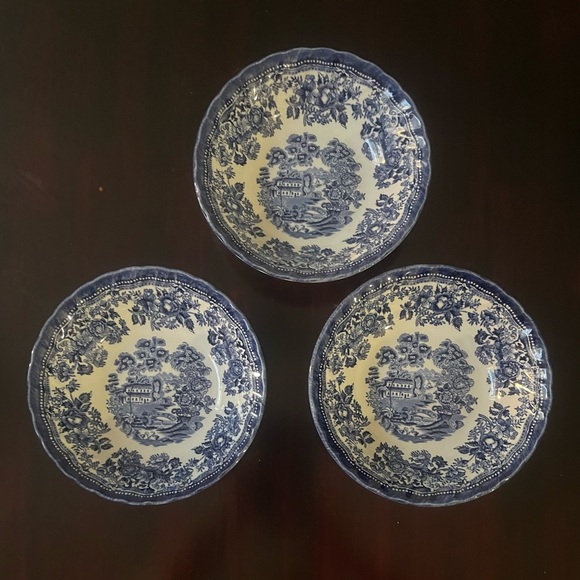Queens By Churchill Blue Willow Earthenware 9pc Set - Picture 9 of 13
